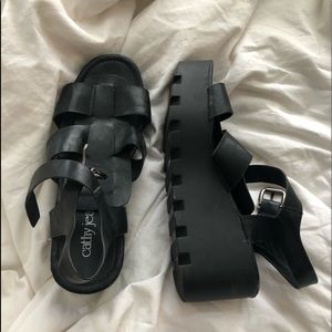 ** SOLD**Cathy Jean Black Platform Sandals